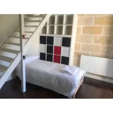 Need To Speak With Agent * Mouliets-et-Villemartin